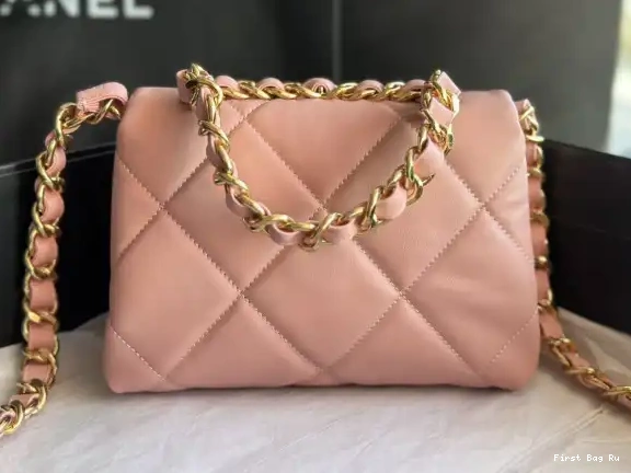 First Bag Ru CHANEL BAG FLAP SMALL 0512